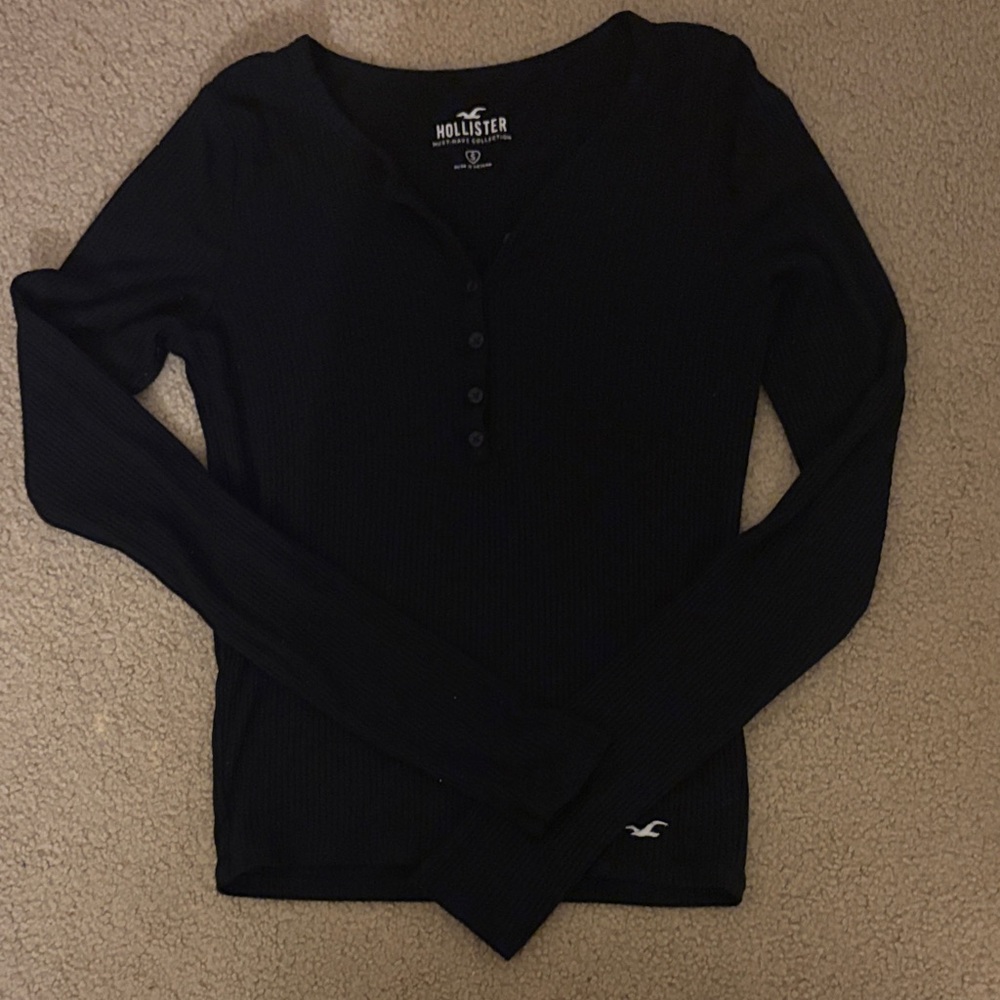 Hollister Women's Black Button Down Shirt
